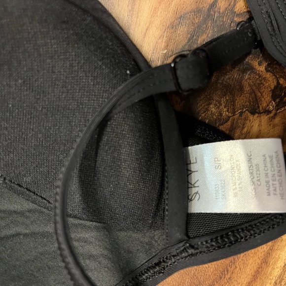 - Skye black padded bikini top, size Small - Picture 3 of 3